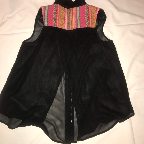 ⚜️button down sheer tank⚜️ - Picture 2 of 3